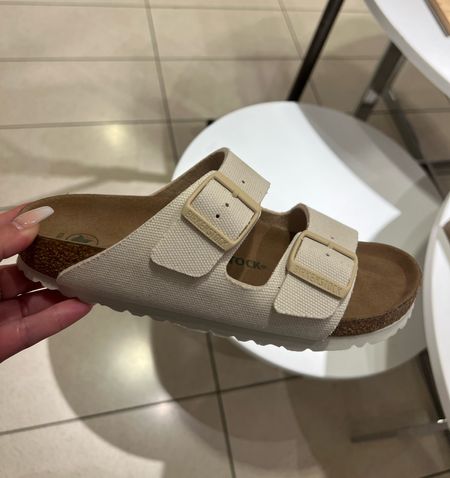 Yes yes yes to these neutral sandals!!!! I am OBSESSED!!! This shoe is great year round but just imagine the outfits you can create with these versatile shoes! They can go with everything!!! They do come in other colors as well though! But they’re also the most comfortable shoes I own!!! #shoes #sandals #slides #summershoes #beachshoes 

#LTKstyletip #LTKFind #LTKshoecrush