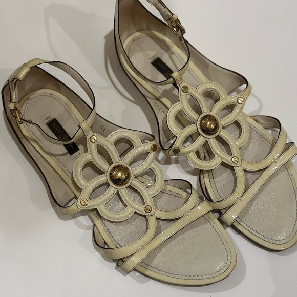 Louis Vuitton | Poshmark