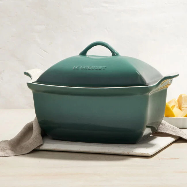 Heritage Deep Covered Rectangular Baker | Le Creuset