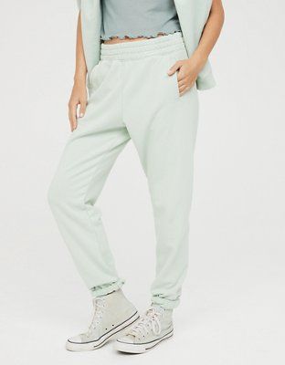 OFFLINE Throw-Back Fleece Jogger | American Eagle Outfitters (US & CA)