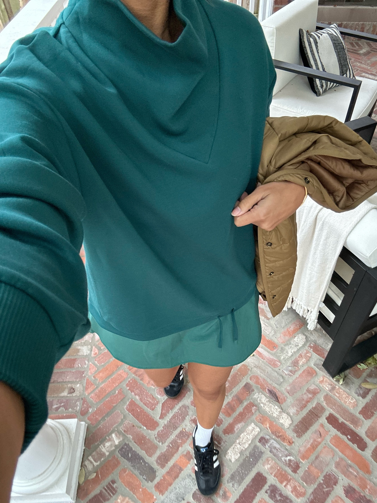 The best pullover that would make an amazing gift - I size down to an XS, runs oversized 

#LTKOver40 #LTKHoliday #LTKActive