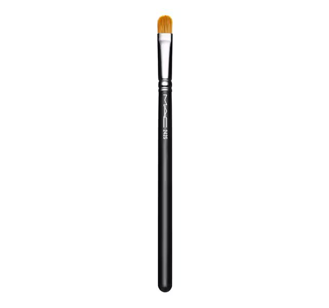 242 Synthetic Shader Brush | MAC Cosmetics (US)