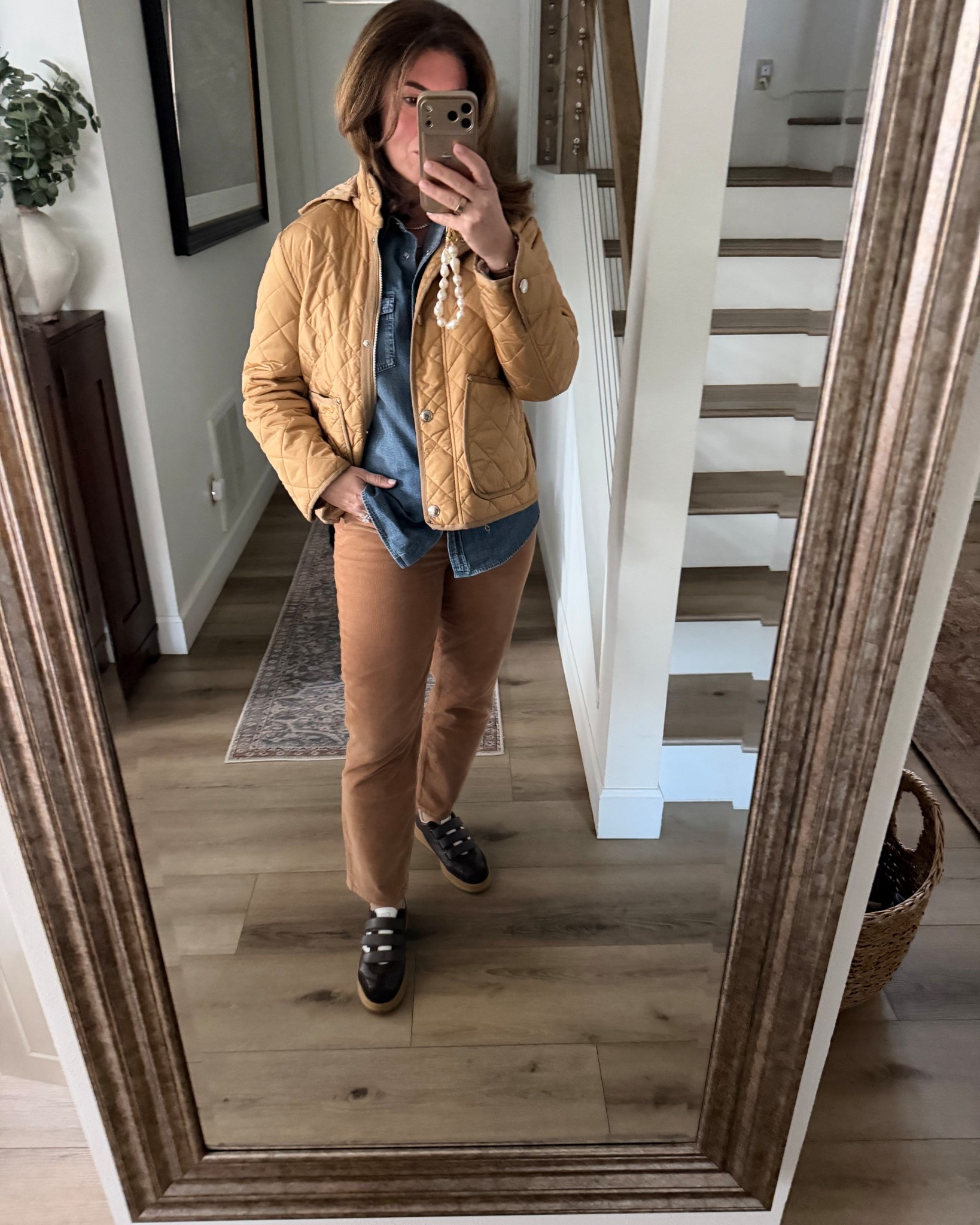 Daily ootd #ootdover40 #sakssale

#LTKdayinmylife #LTKootd #LTKmomlife