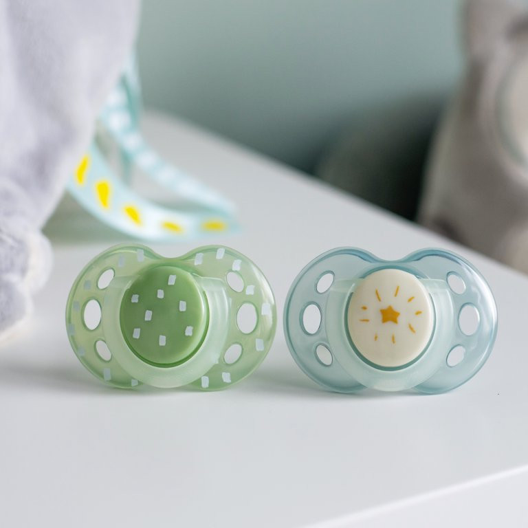 Tommee Tippee Night Time Glow in the Dark Pacifiers | 18-36m, 2 Count | Walmart (US)