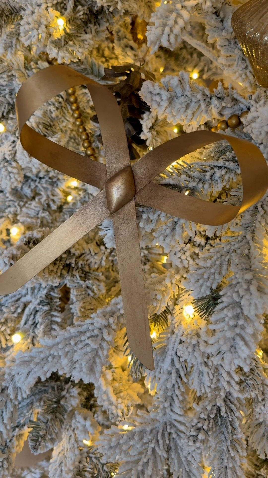 ✨ THE tree topper of the year is here — and I’m in love! 🤍
Don’t miss this one — it’s gorgeous and $34! 
Shop it + more holiday finds with the same magical vibes! 🎄✨

#LTKHoliday #LTKSeasonal #LTKHome