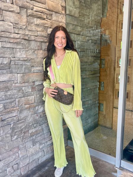 Green pant set from Zaful 

#LTKSeasonal #LTKunder50 #LTKFind