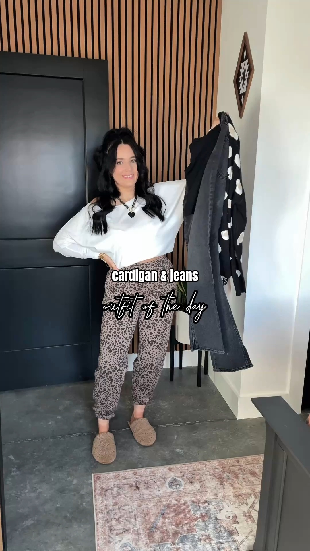 Fall OOTD 🖤

Cardigan - sized up to a large (black color)
Tank Top - xs
Jeans - 27
Belt - 27-31

A fun cardigan and jeans always makes for the perfect easy low effort outfit. 👏🏼 I love the print combo on this one & it comes in a ton of other colors! Styled it over this black basic ribbed tank top (I have it in SO many colors!) & finished the look with my black split hem Abercrombie jeans, a black and gold studded belt & my platform vans sneakers. 🖤



#LTKootd #LTKStyleTip #LTKgrwm