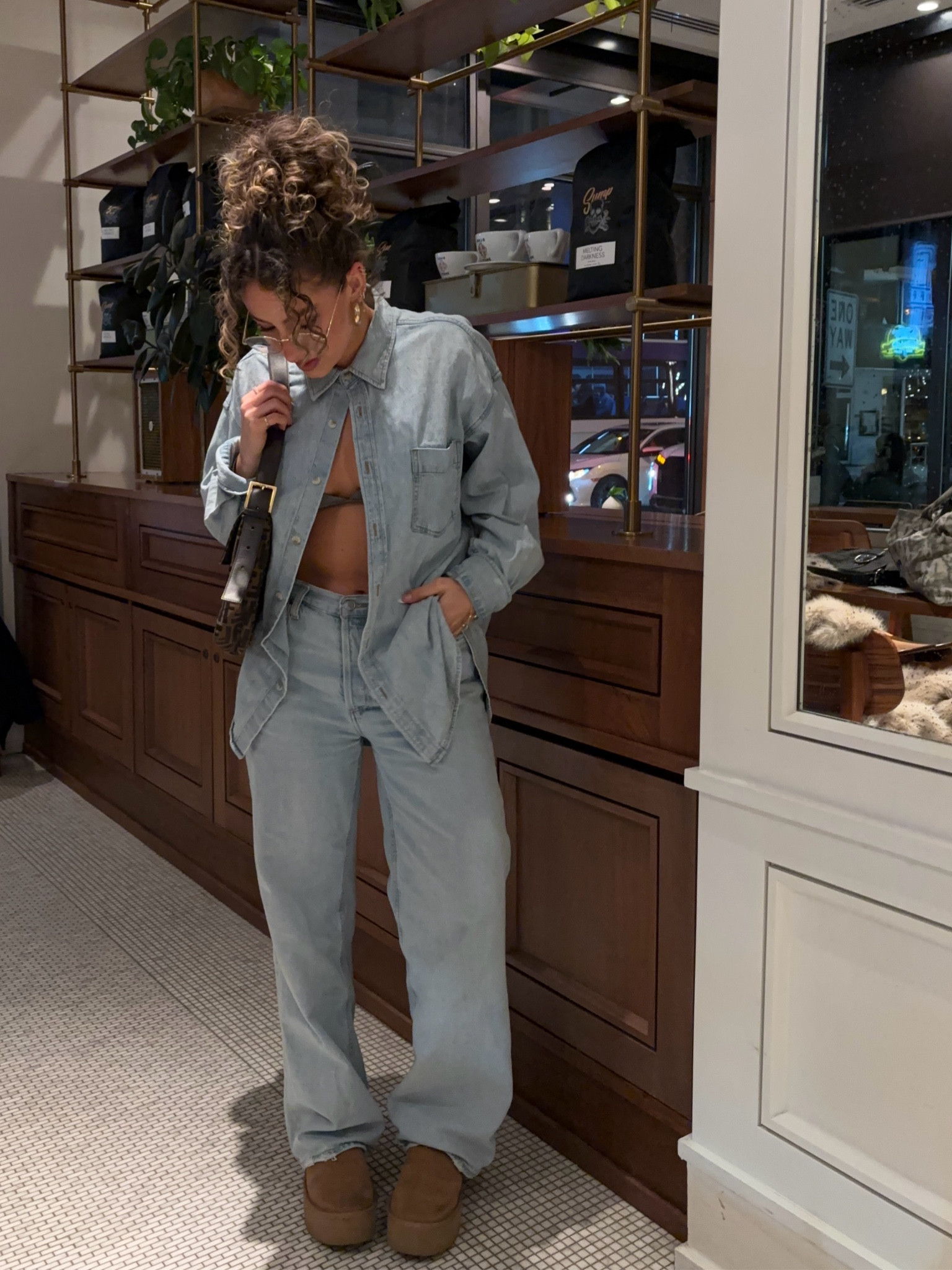 Canadian tuxedo is the easiest way to put a fit together and it never misses🙌🏼 also, been living in these platform Ugg’s this winter!!

#LTKStyleTip #LTKShoeCrush #LTKSeasonal