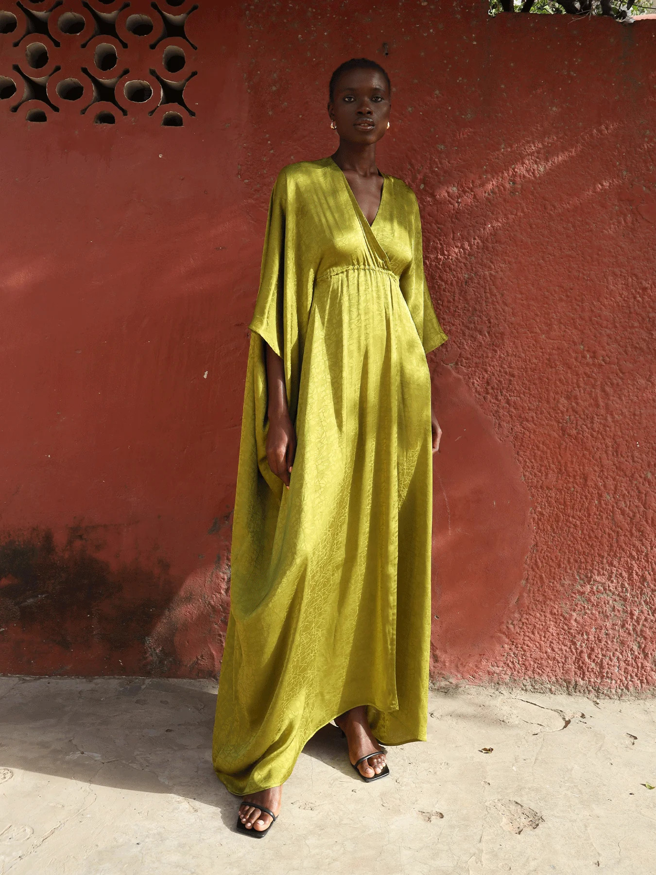 Naim Dress - Ayel Olive | Diarrablu