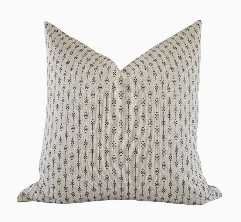 Modern Farmhouse Linen Stripe Cushion Cover UK, Stripe Linen Pillow Cover, Farmhouse Throw Pillow... | Etsy (US)