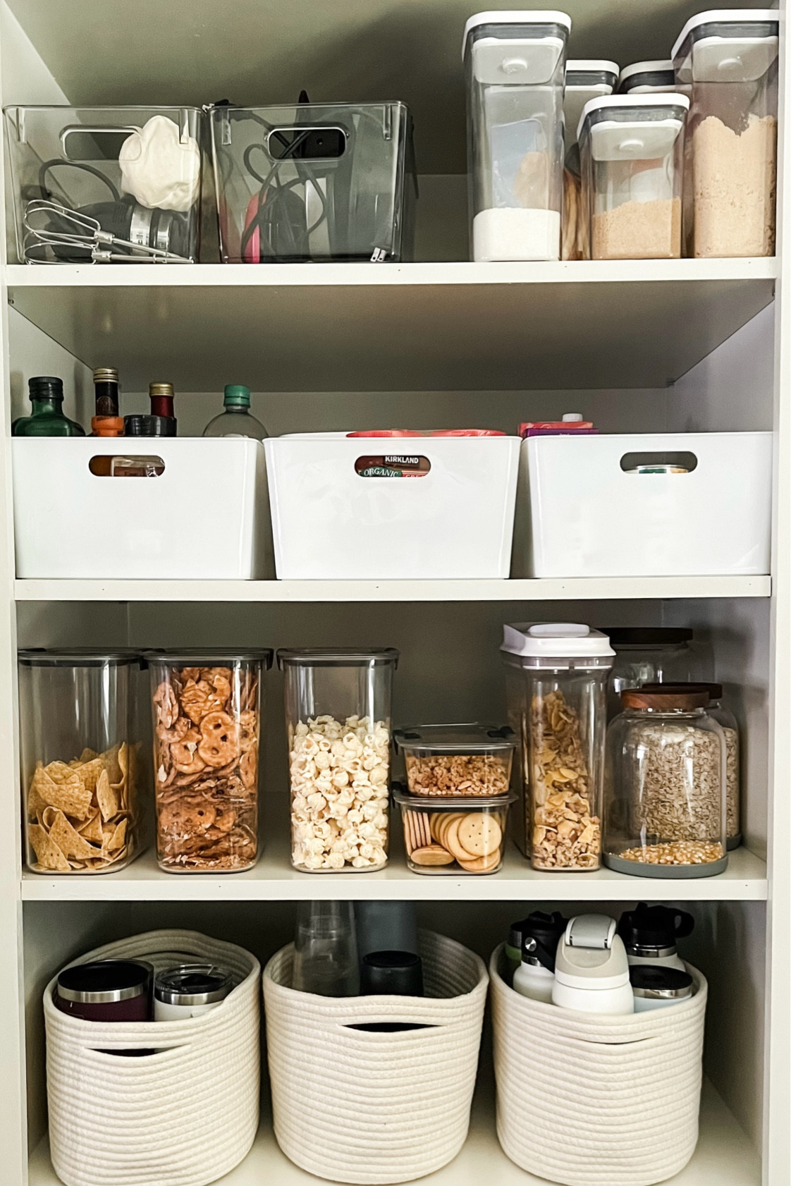 Simple pantry organization. Nothing too fancy over here! 

#LTKHome #LTKFamily