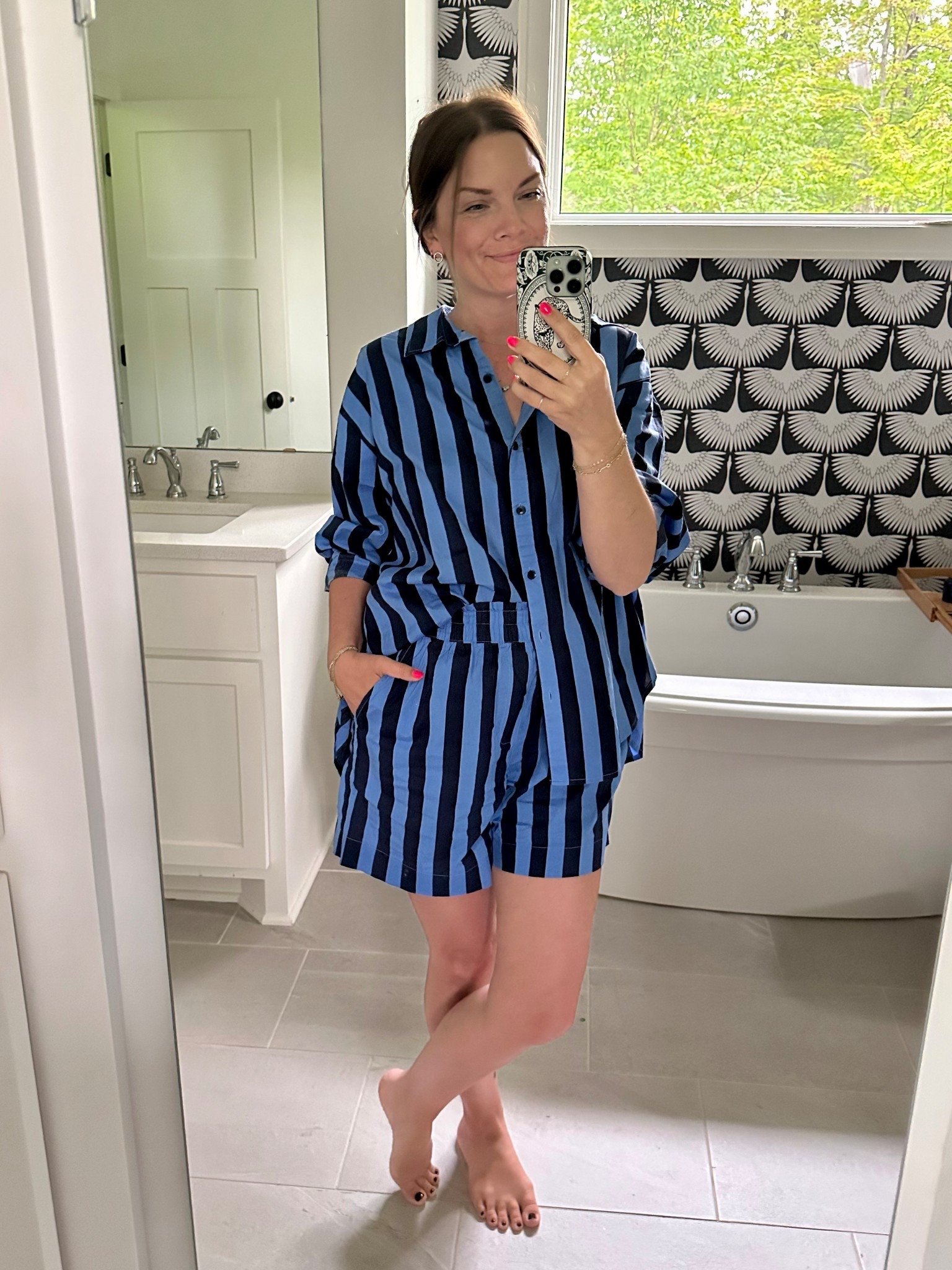 Could not love a matching set more. This one from AE is on sale!

#LTKSaleAlert #LTKU #LTKOver40