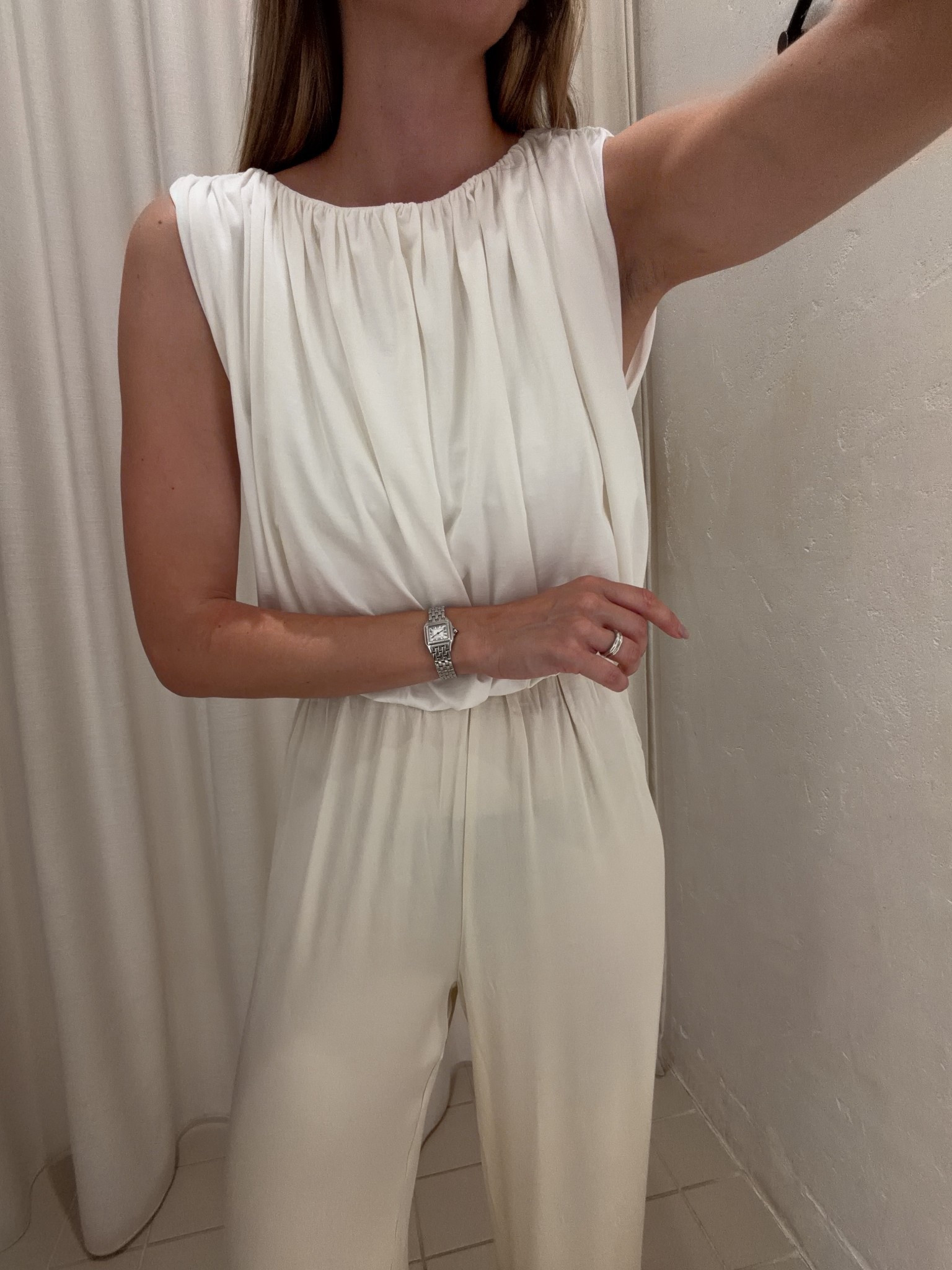 Dissh crop top AVA & Monica satin pants, wearing a size 6/XS in both!