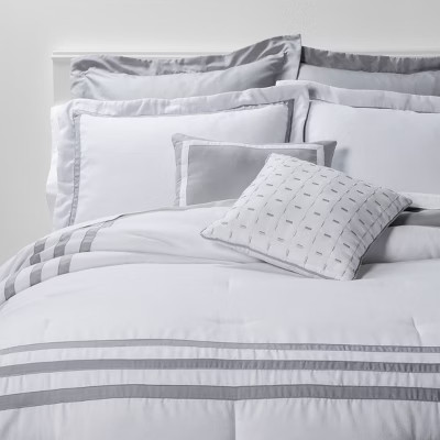 Queen 8pc Sanford Comforter Set White/Gray - Threshold™ | Target