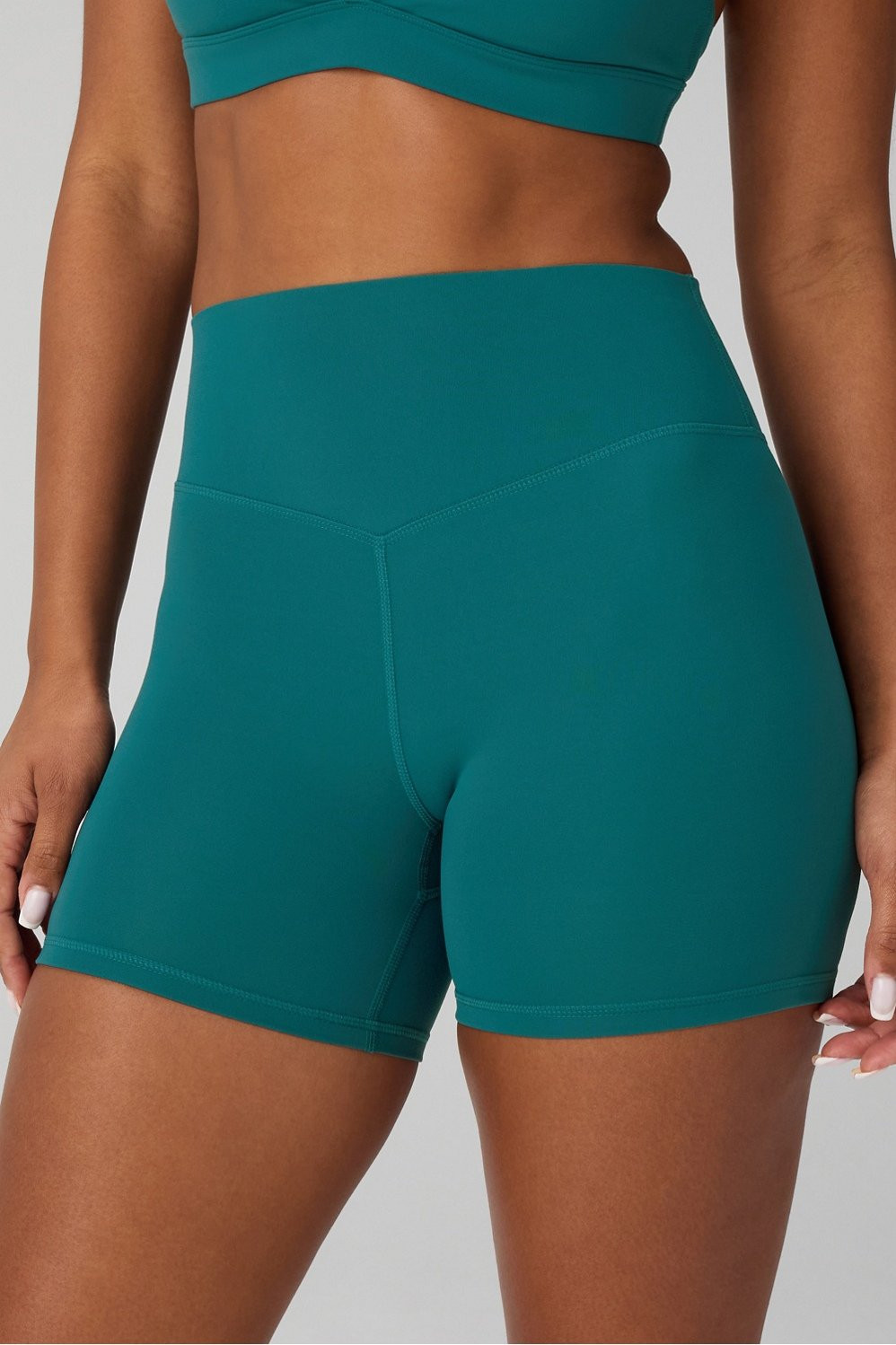 PureLuxe High-Waisted TLC Short 4" | Fabletics