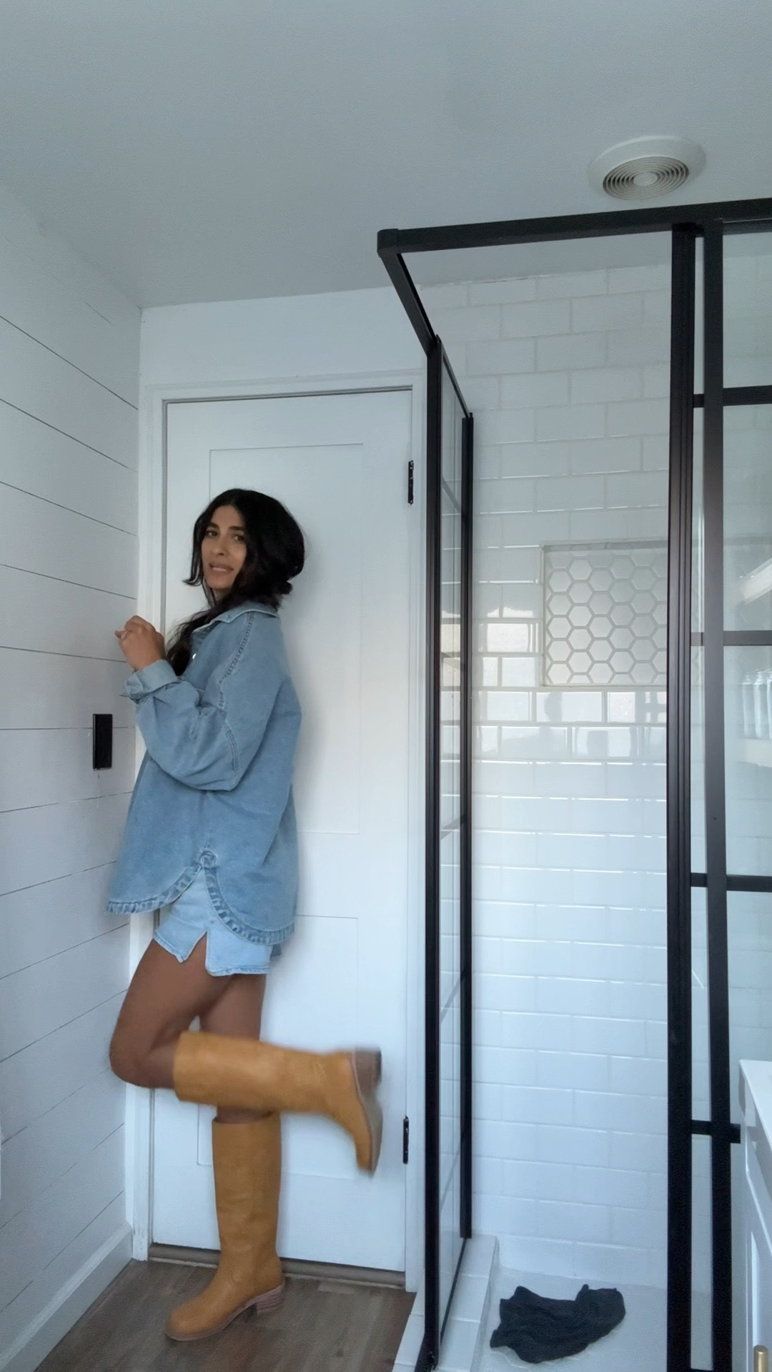 In love with these boots!

#LTKStyleTip #LTKBeauty