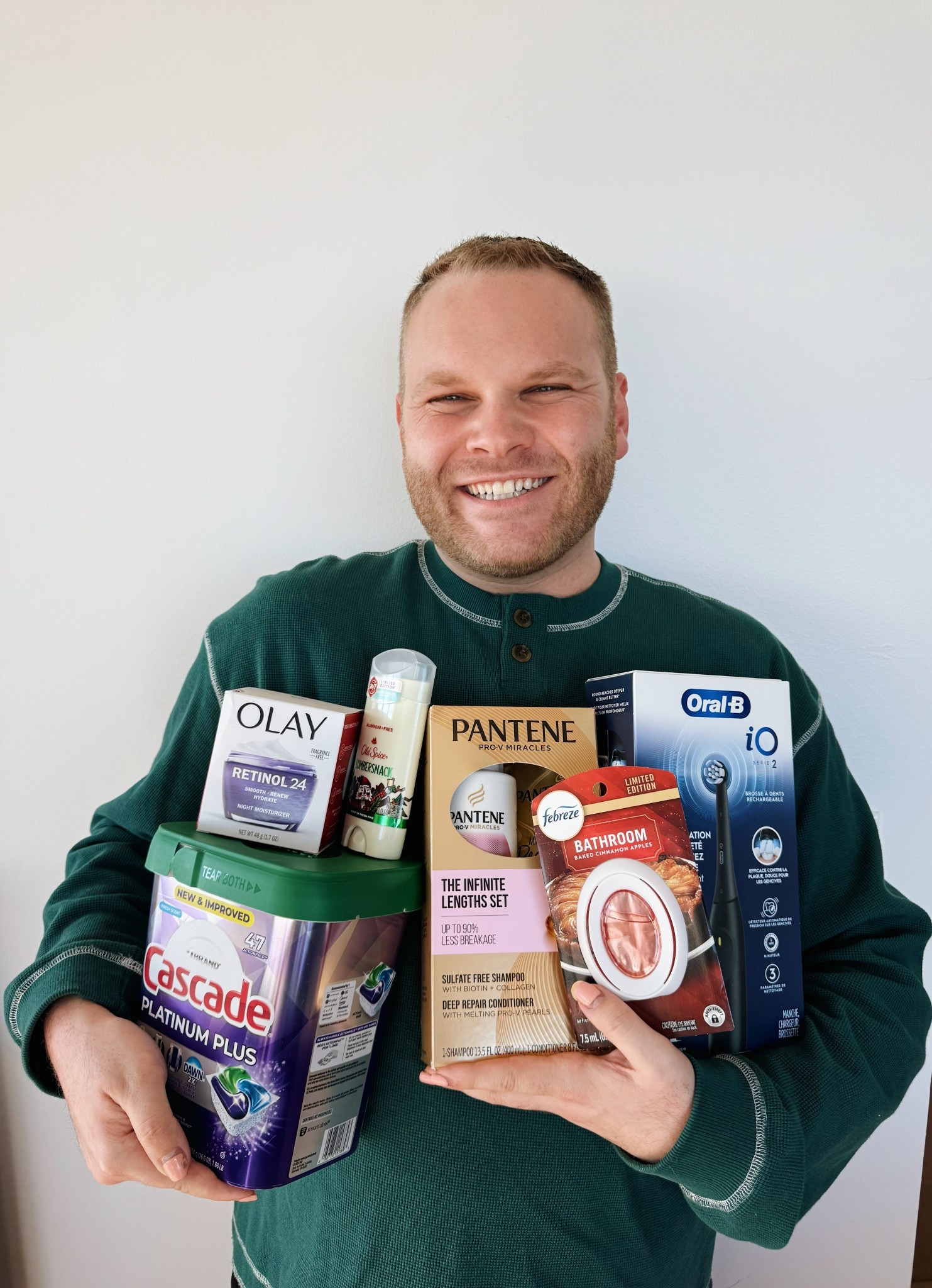 #ad got everything I needed AND everything I wanted thanks to @Target @oralb @oldspice @febreze! 
All my items are linked in my LTK shop so you can shop directly from there! #targetstyle #myeverythingand https://www.target.com/c/p-g-holiday-enterprise/-/N-km6qt
