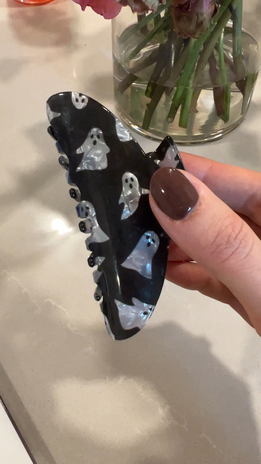 How cute is this little Halloween clip / ghost clip from SHEIN? 🎃👻💀

#LTKStyleTip #LTKHalloween #LTKSeasonal