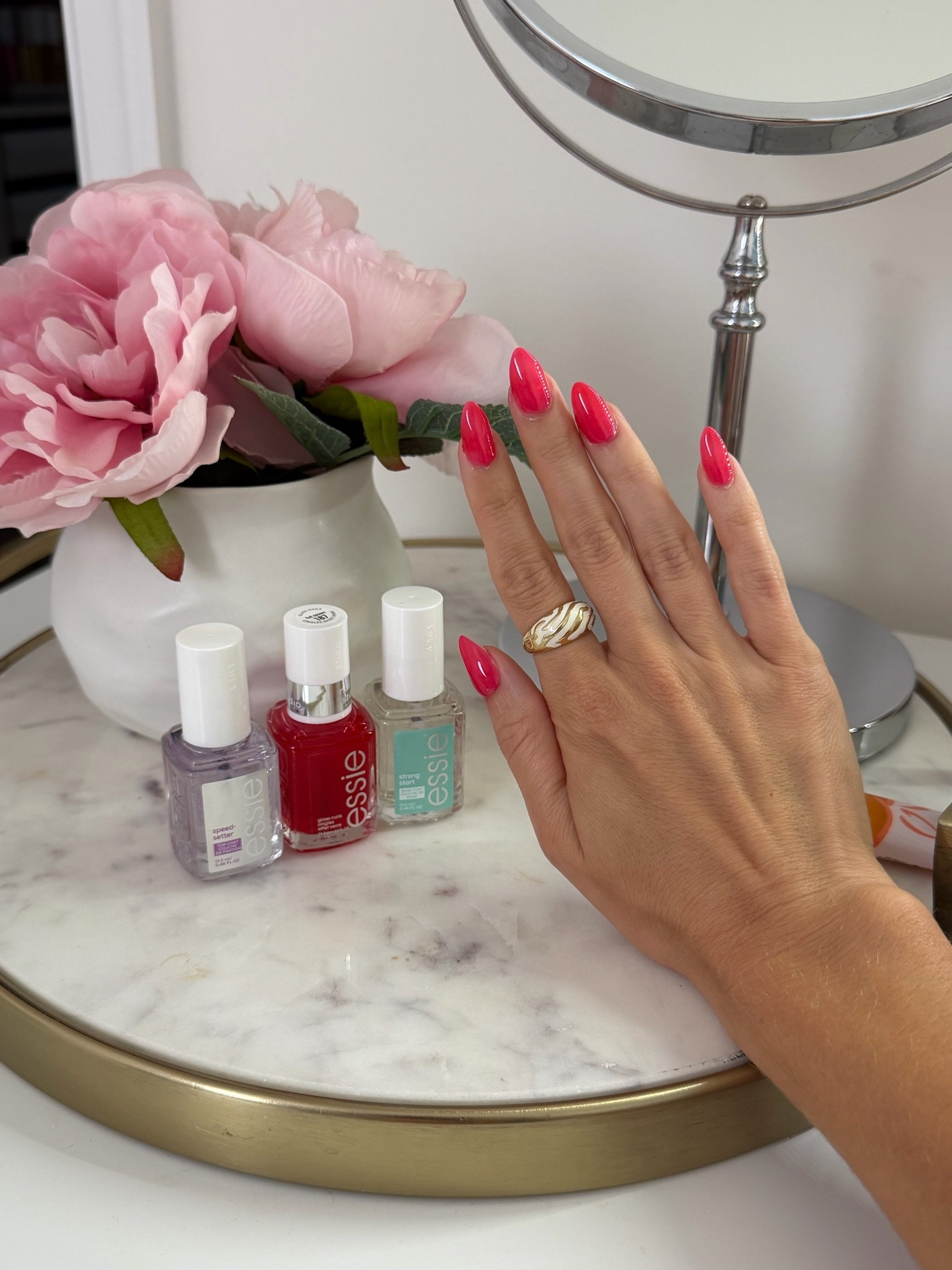 #ad #essiepartner shade: full blown 🤍 @essie @target #target #targetpartner

#LTKgrwm #LTKselfcare #LTKBeauty