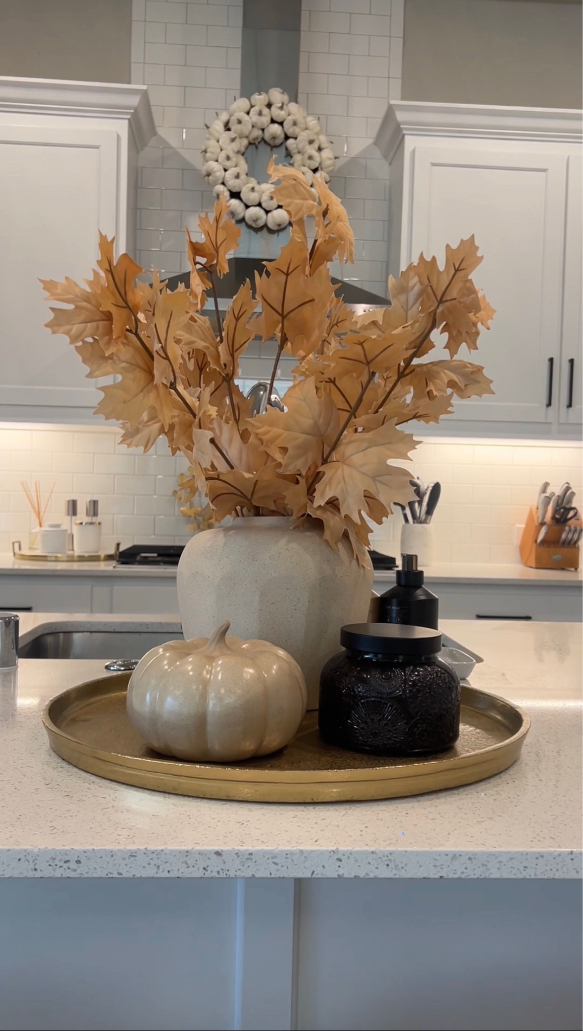 Fall decor, Halloween decor, fall home, faux plants, faux fall florals, pumpkin decor, candles, modern home 

#LTKhome #LTKFind #LTKSeasonal