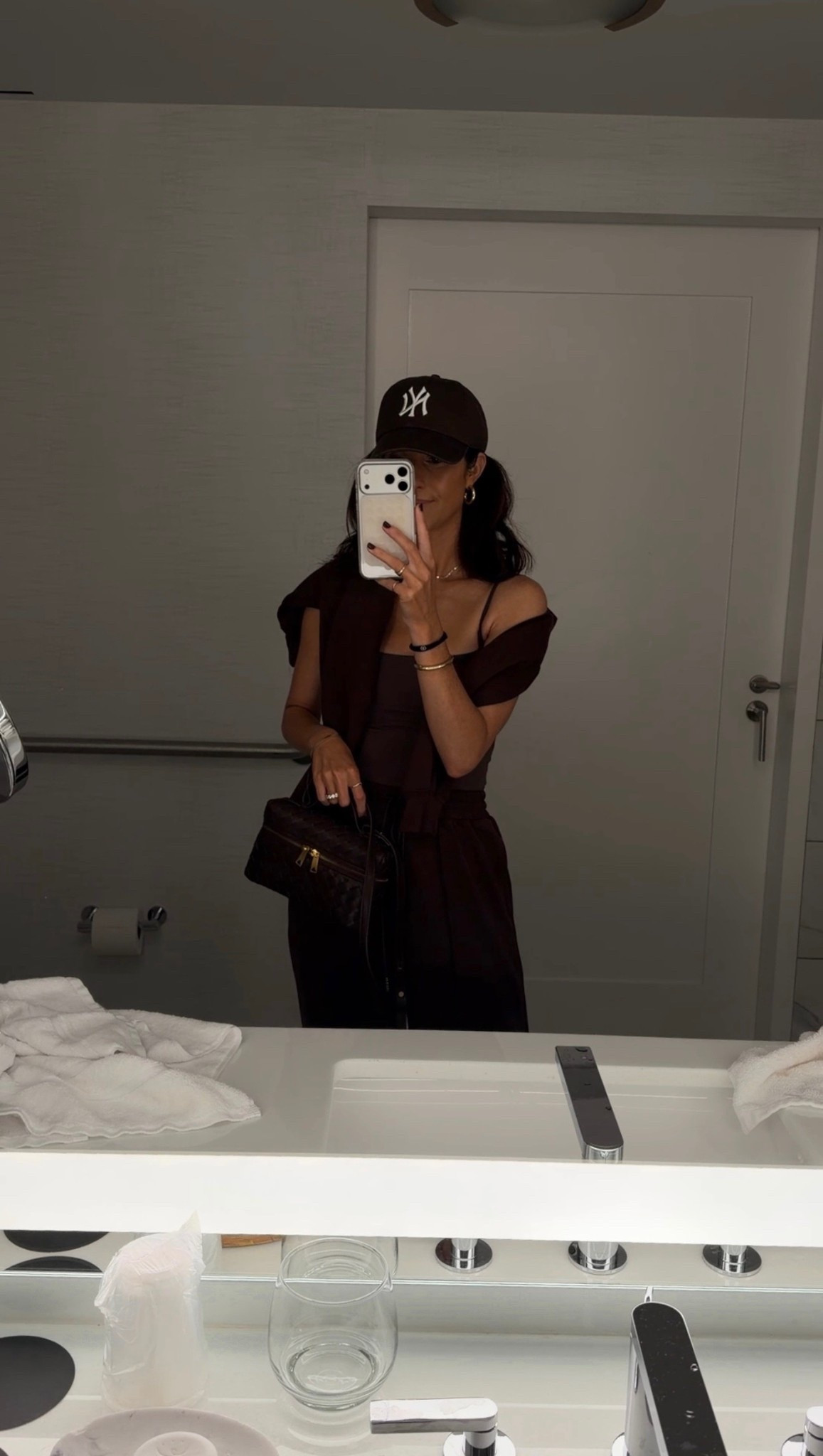 Feeling all the chocolate tones today. This new set is from Amazon I’m just shy of 5-7” wearing the size small and size small bodysuit!  #stylinbyaylin #founditonamazon #matchingset #cozystyle #amazon

#LTKActive #LTKgrwm #LTKootd