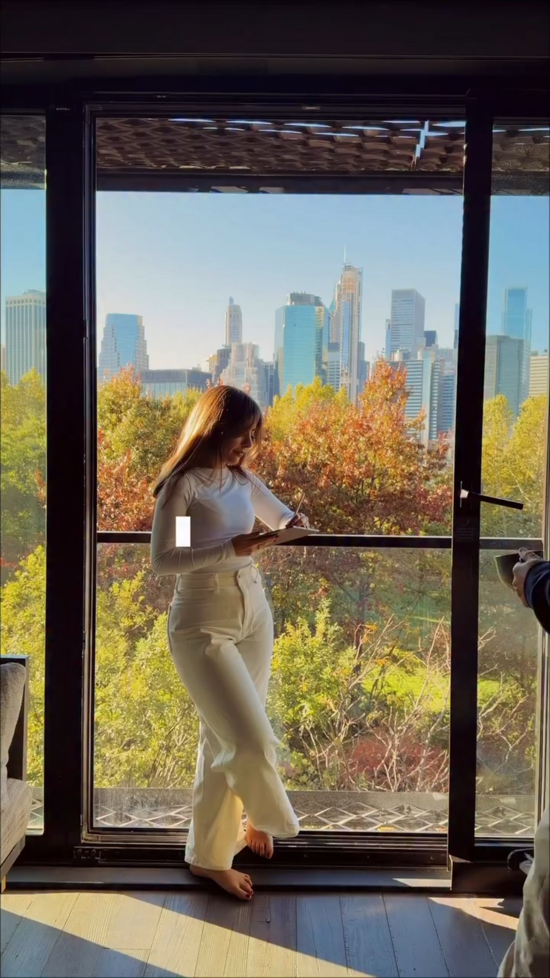 Golden hour light, flat whites, and editing our next project right from bed. @samsungus 

The Samsung S11 tablet makes mornings like this feel effortless — shoot, edit, and plan it all before noon. 🌞💻#ad