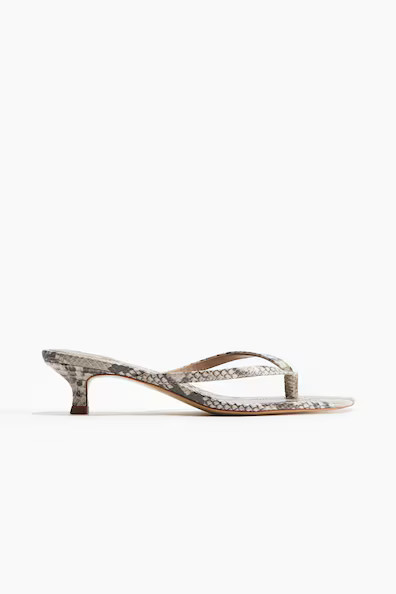 H & M - Kitten-heeled sandals - Beige | H&M (UK, MY, IN, SG, PH, TW, HK)