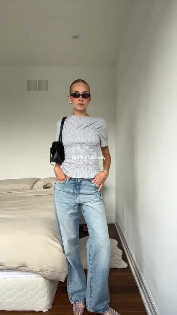 Top is size 0 and jeans are old but linking similar ones!! 

#LTKsummer #LTKstyletip #LTKcanada