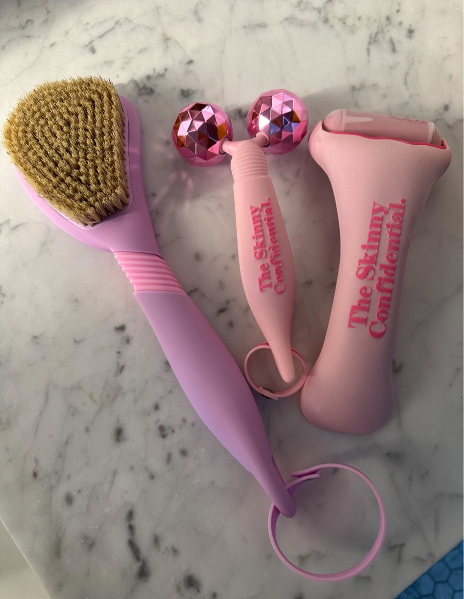 Things I use daily from The Skinny Confidential!

#LTKbeauty #LTKSeasonal #LTKstyletip