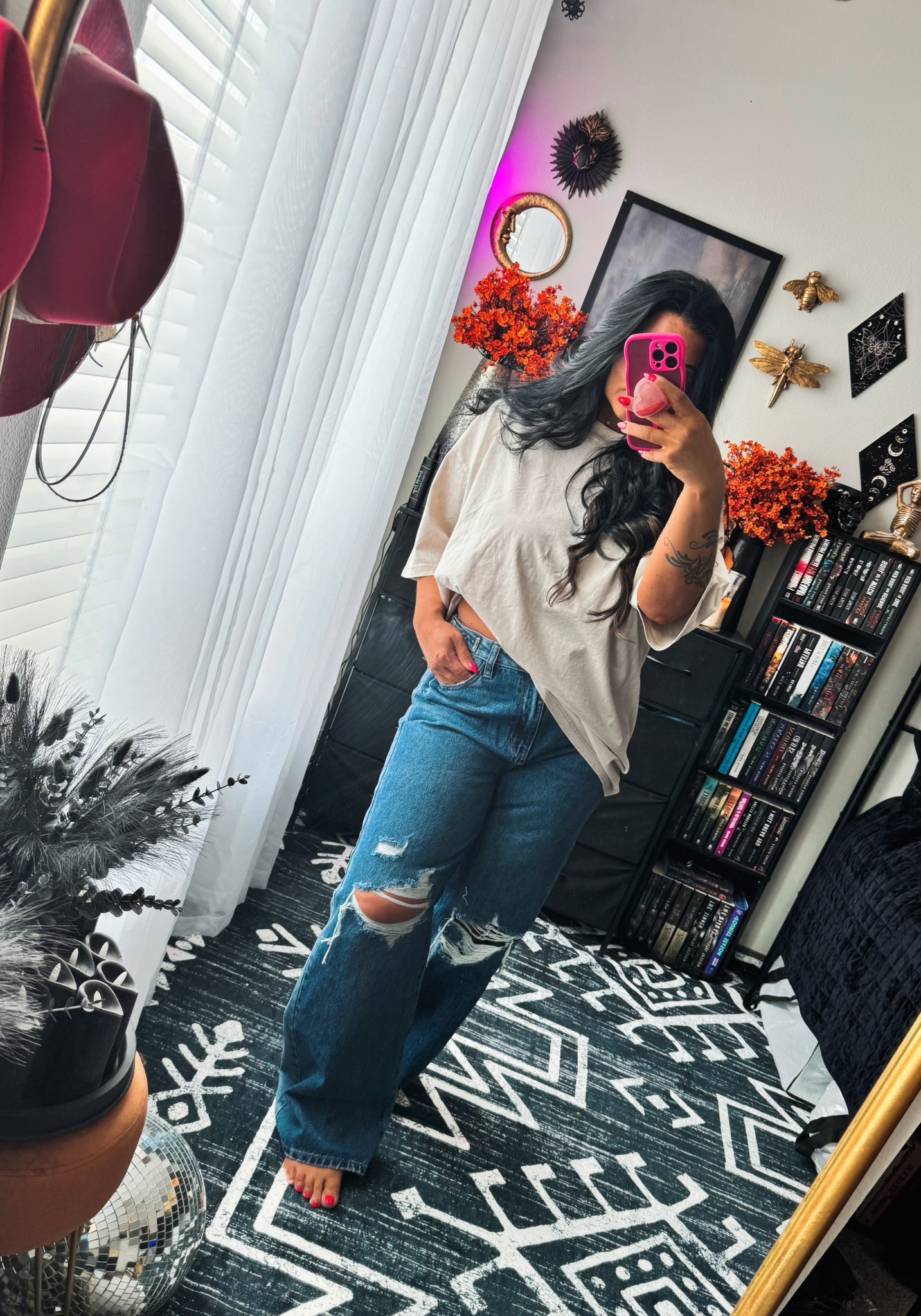 I’m wearing XXL for a super oversized fit

#LTKMidsize #LTKTall #LTKOver40