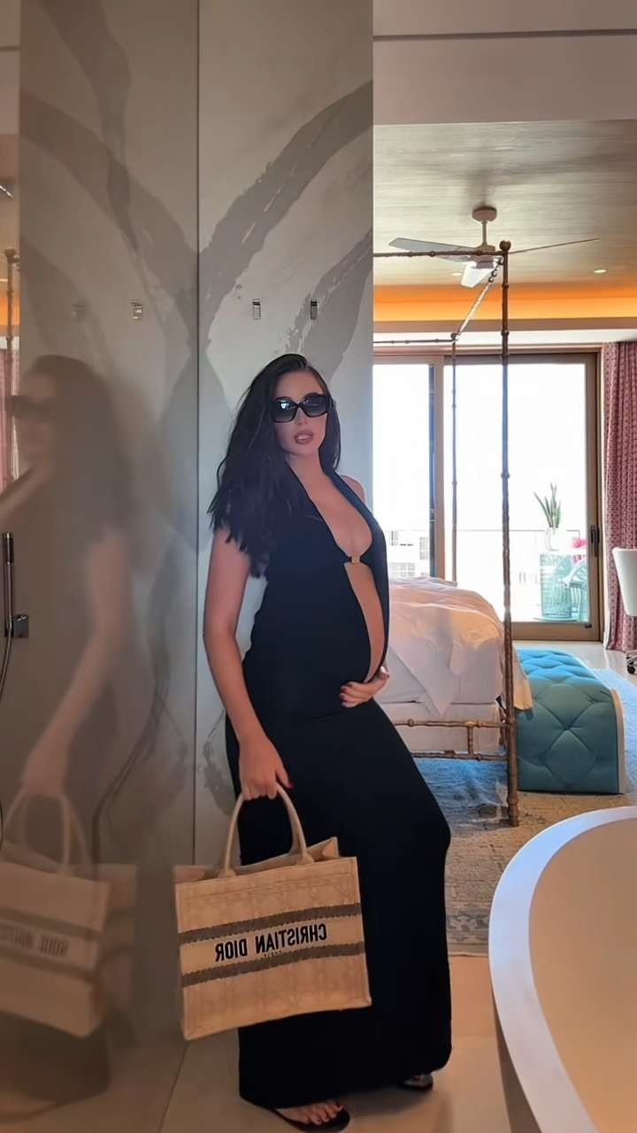 Let’s get dressed 🤰🏻👙 

 #LTKSwim #LTKTravel #LTKBump