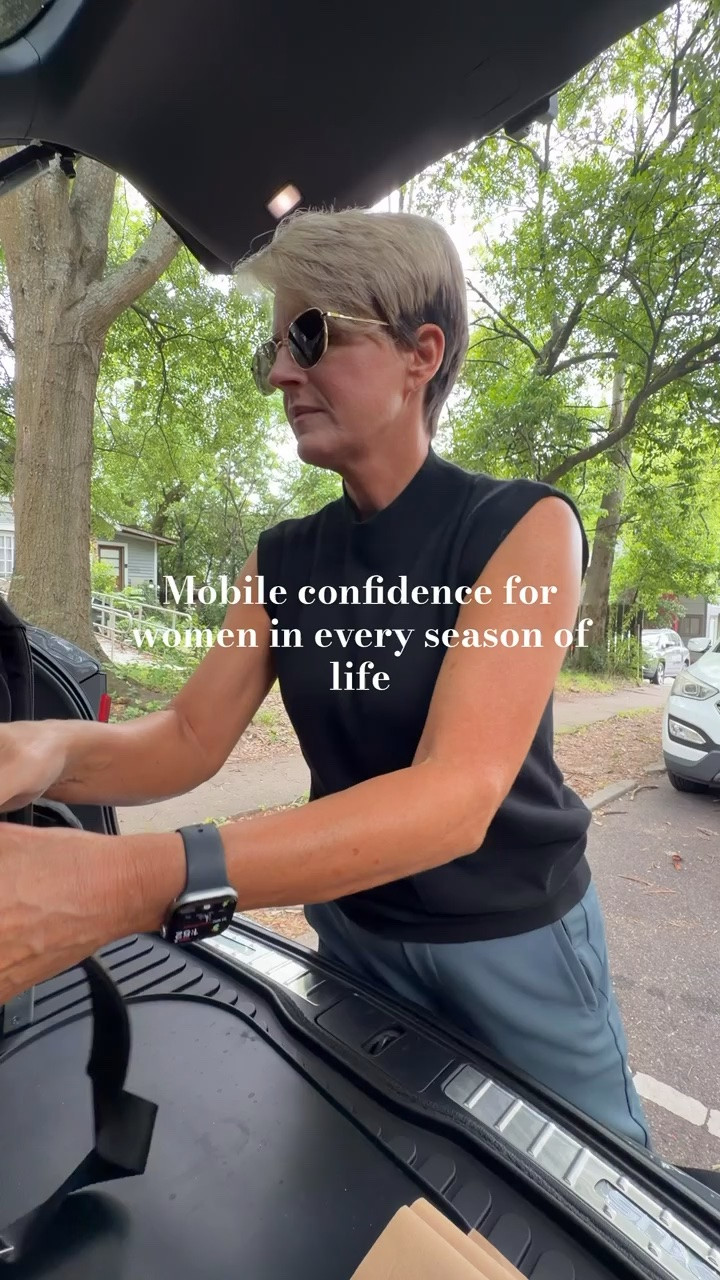 "Mobile confidence for women in every season of life.

Every appointment is about more than just a spray tan to me. I believe in helping women feel comfortable, confident, and ready for whatever’s next, without having to leave home. Sharing the spray tan tools and products I use below.

#spraytanartist #mobilespraytan #sunlesstanning #spraytanlife #beautyprofessional #ltkcreator #ltkit #LTKbeauty"