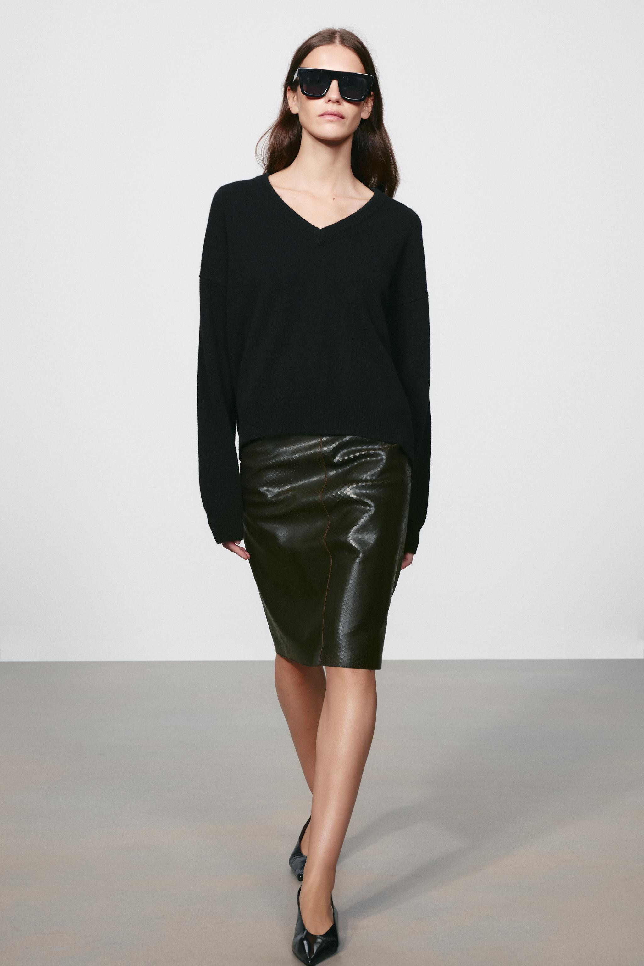 CASHMERE WOOL BLEND JUMPER V-NECK | Zara UK