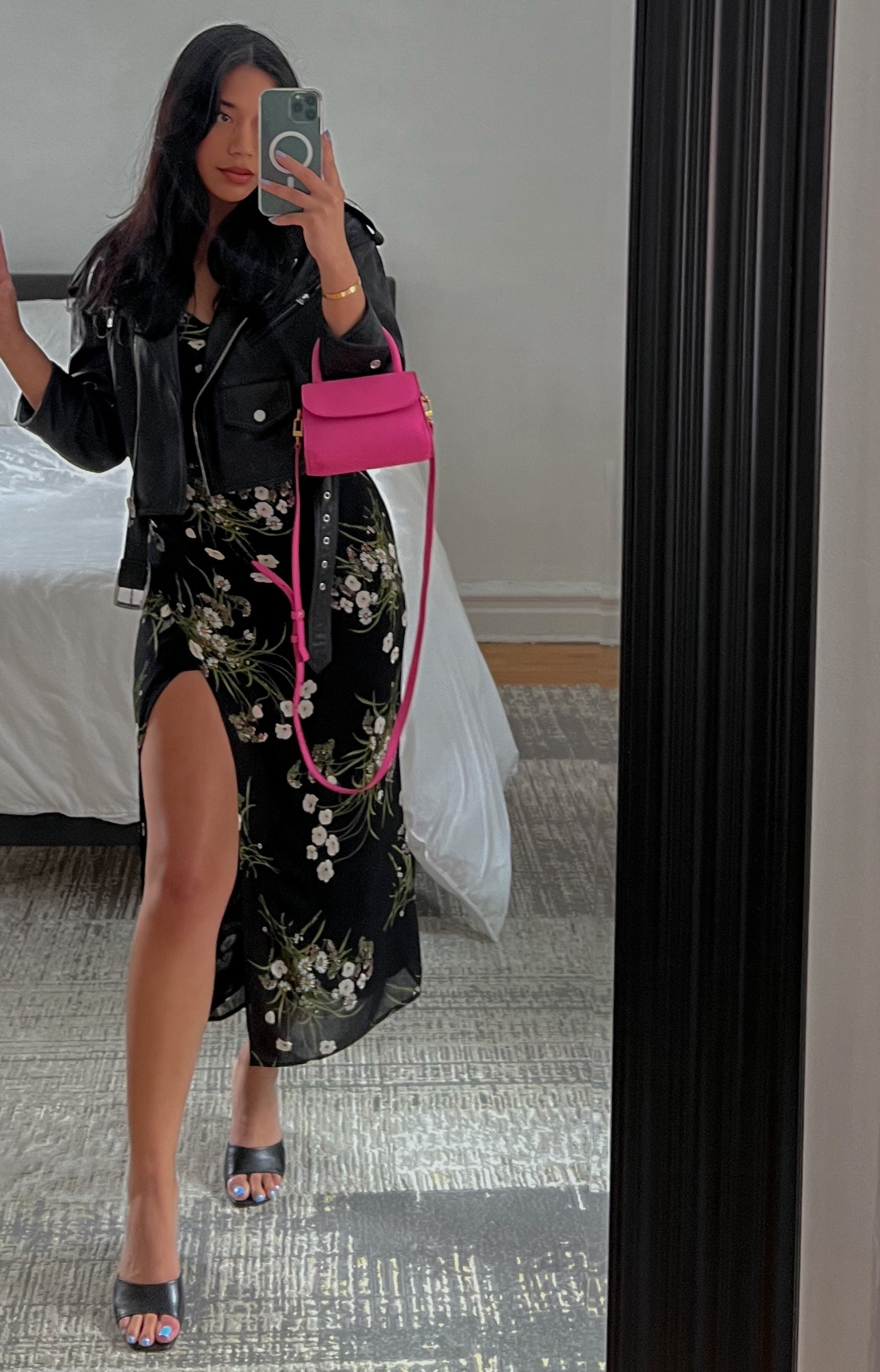 The Kourtney dress is on sale 🥹

#LTKSeasonal #LTKGiftGuide #LTKsalealert