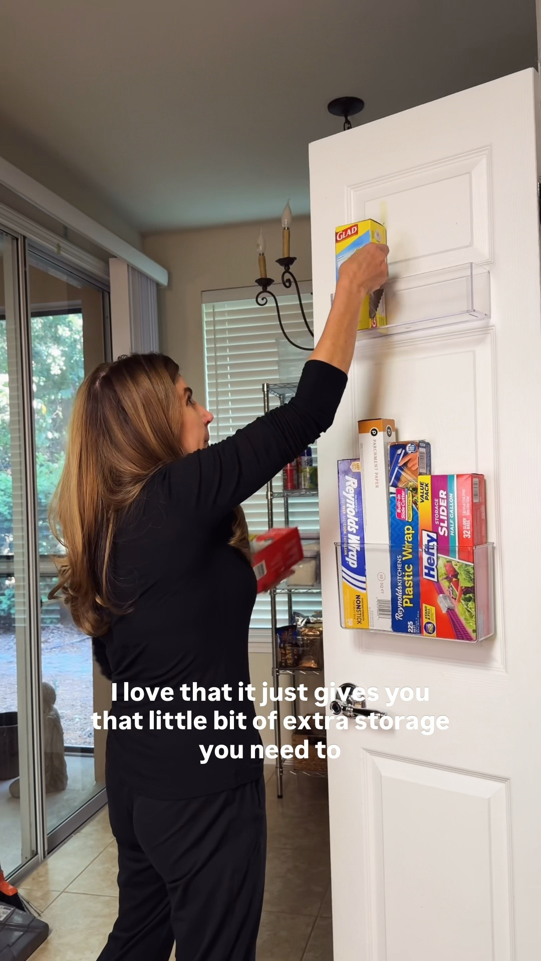 That empty space on your pantry door might be the hardest working storage you're not using.
The back of your pantry door is perfect for turning wasted space into functional storage especially in small pantries. 🥫

Use it for spices, wraps, seasonings, or paper products items so they're easy to see and even easier to reach. It's one of my favorite ways to create extra storage without making your pantry feel crowded.✨
The best organizing solution is making better use of the space you already have.😊

💛 Save this idea for your next pantry refresh, and let me know in the comments: would you use your pantry door for snacks, spices, or something else?

If you’re interested in adding storage to your doors say “LINKS” and I’ll send over!

#ProfessionalOrganizer #PantryOrganization #HomeOrganization #OrganizingTips #StorageSolutions

#LTKSaleAlert #LTKHome #LTKmomlife