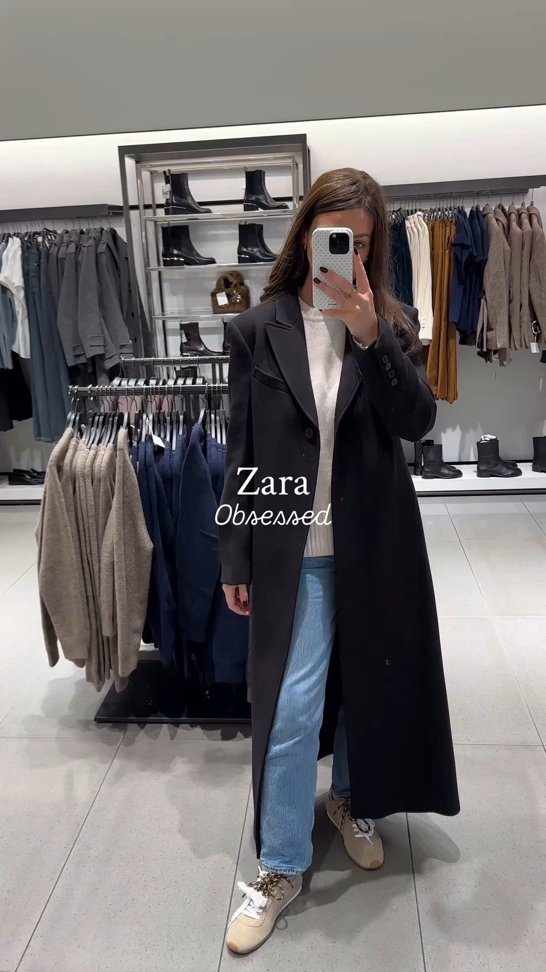 The perfect black maxi coat 🖤

#LTKautumn #LTKwinter #LTKeurope
