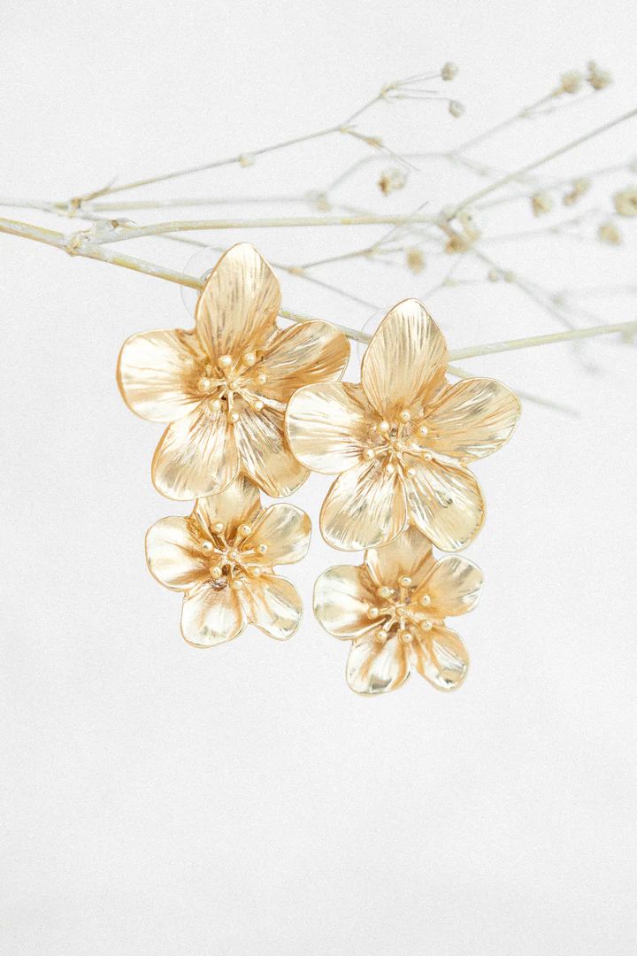 Alexa Flower Earrings - Gold | Petal & Pup (US)