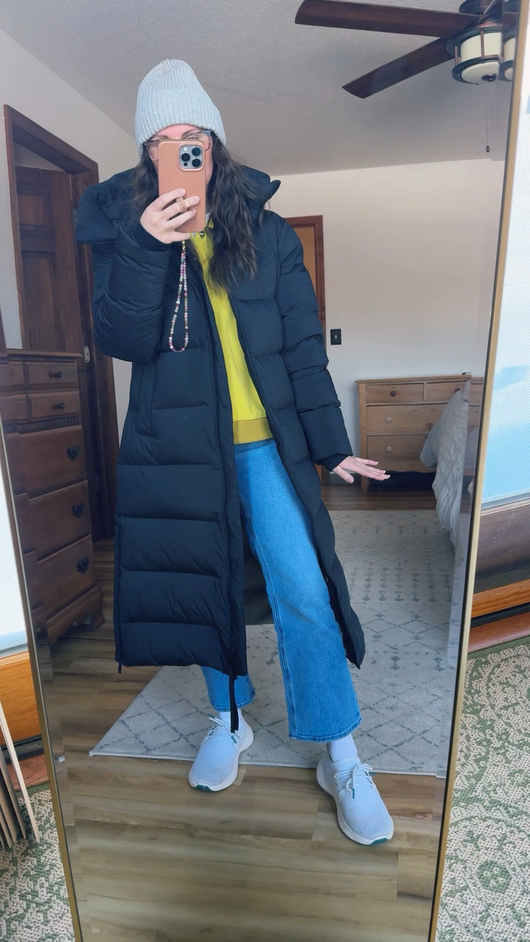 Wearing size xs in my coat. This is the warmest coat I’ve ever worn but it is $$$! I highly recommend it, but the @Quince one is almost exact and I linked a few more similar ones!🖤




#LTKootd #LTKPetite #LTKSeasonal