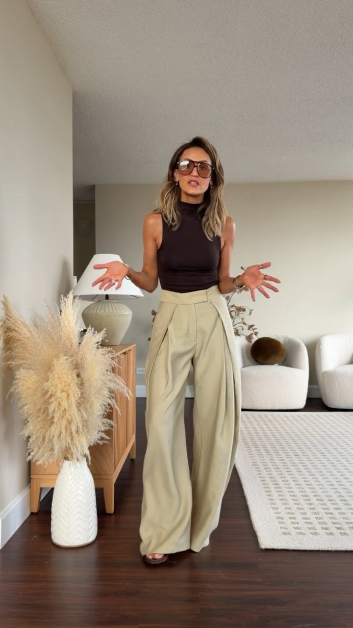 In case you missed it from my latest Zara haul, super chic and easy look

#LTKSeasonal #LTKstorytime #LTKgrwm