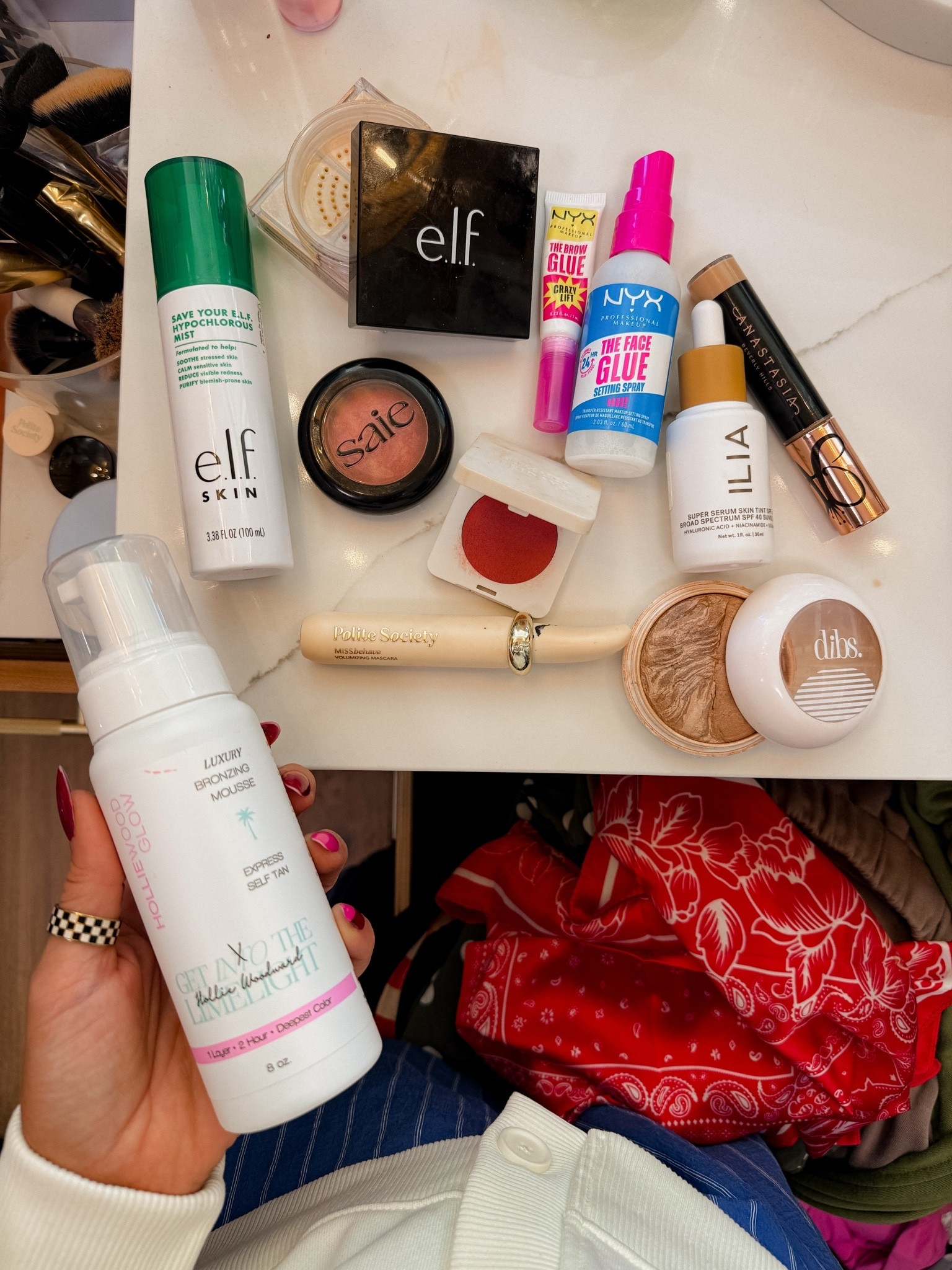 A little makeup grwm morning + my favorite tanning mousse 

@shopapp #ShopPartner

#LTKootd #LTKSaleAlert #LTKBeauty