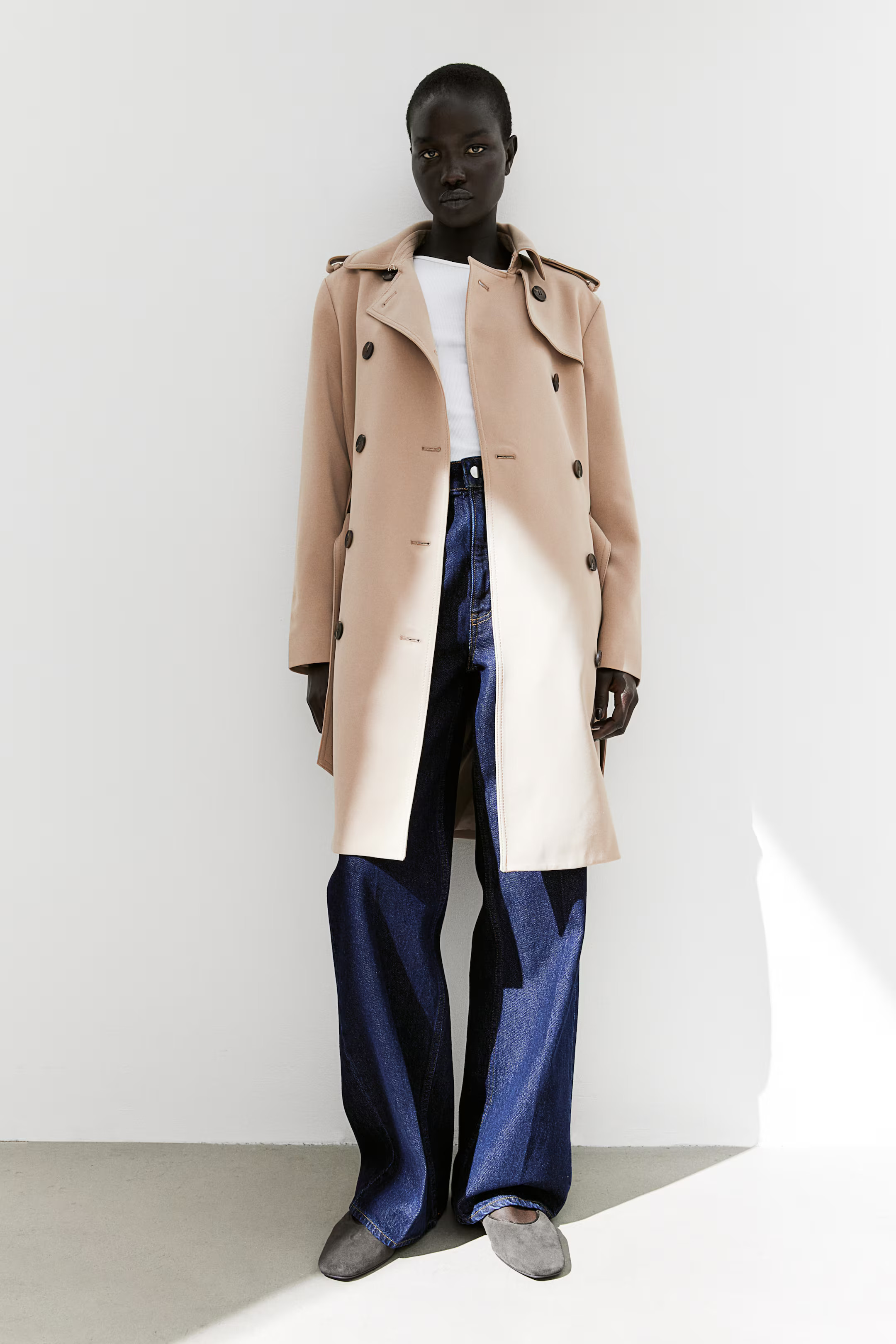 Double-breasted Trenchcoat - Long sleeve - Knee-length - Beige - Ladies | H&M US | H&M (US + CA)