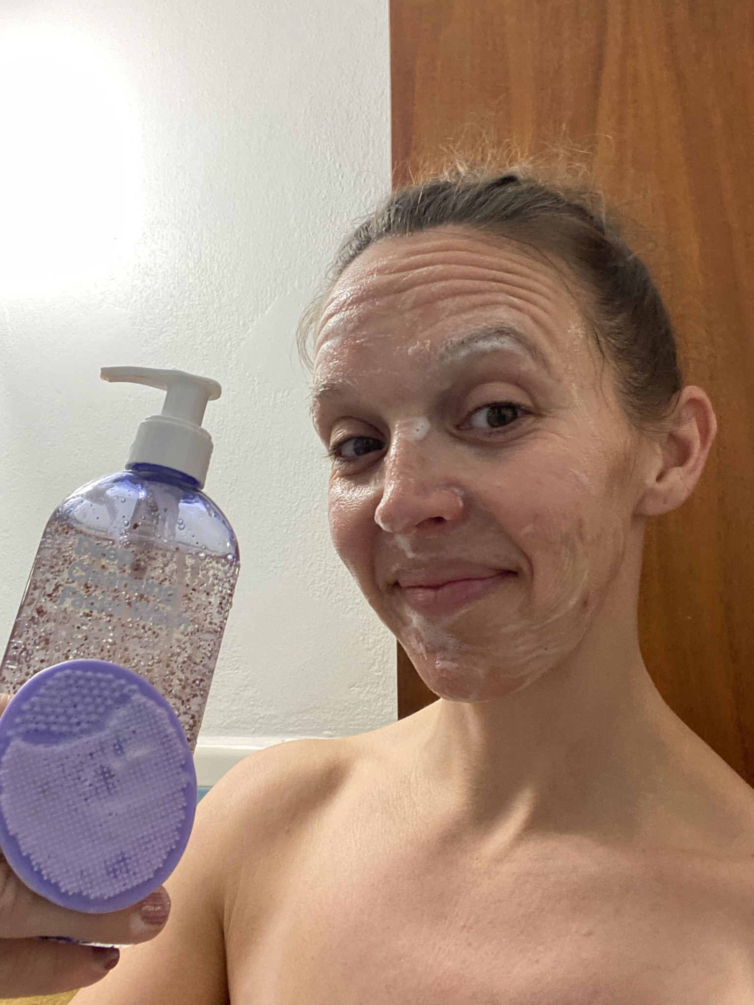 My daily face wash and scrubber; in comparison to two pricier brands I have used, this works just as well. 


#facewash #target #upandup #skincare #facewash #under10 #budgetfriendly #under5 


#LTKBeauty #LTKFindsUnder50