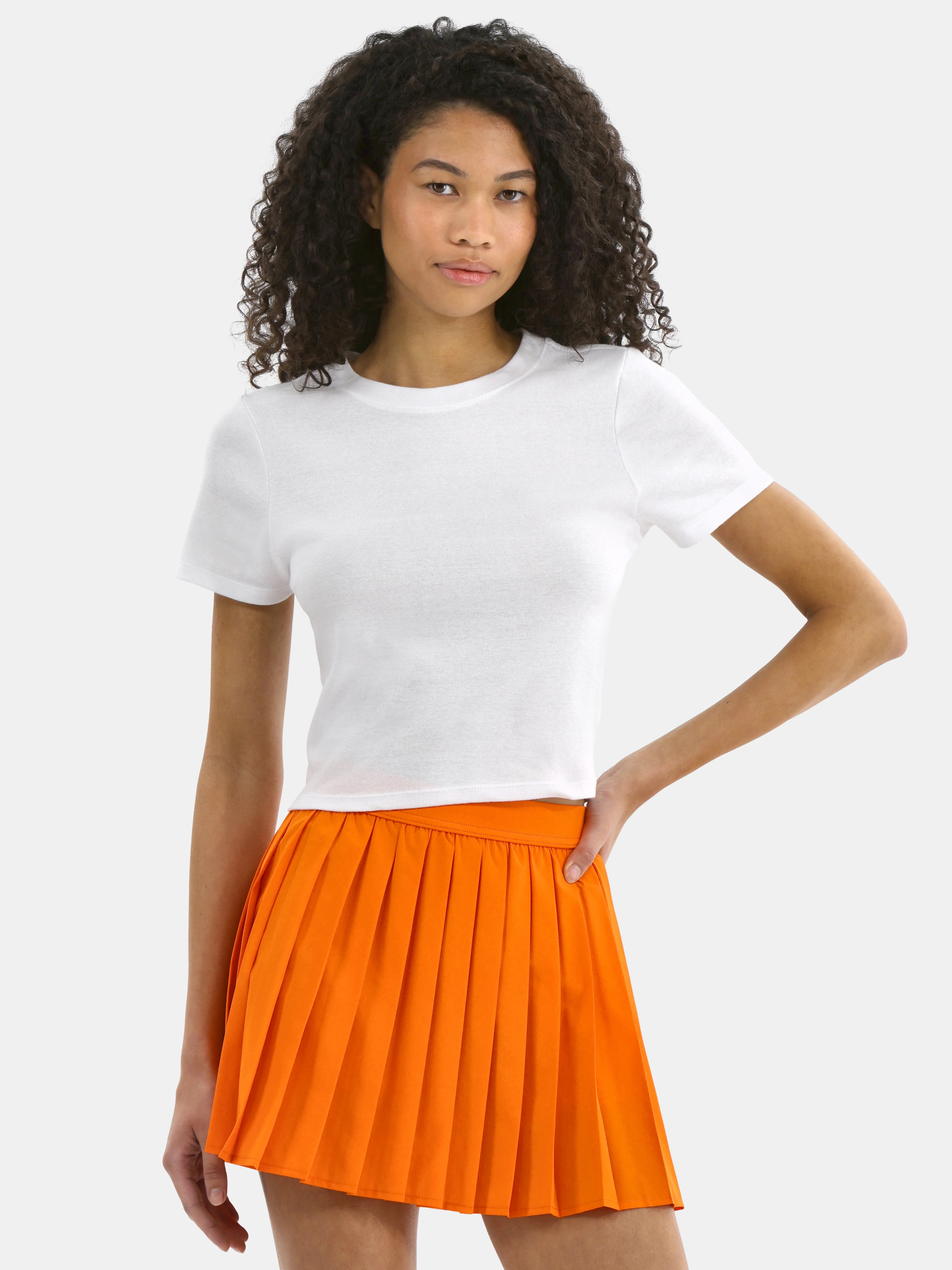 No Boundaries Game Day Cropped Tee, Women's | Walmart (US)