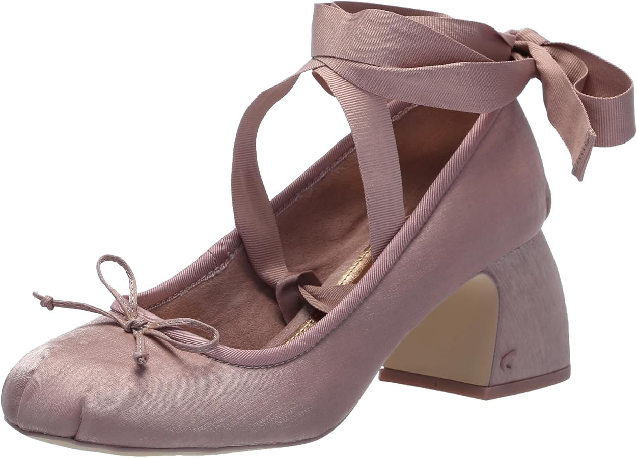 Circus NY by Sam Edelman Women's Della Pump | Amazon (US)