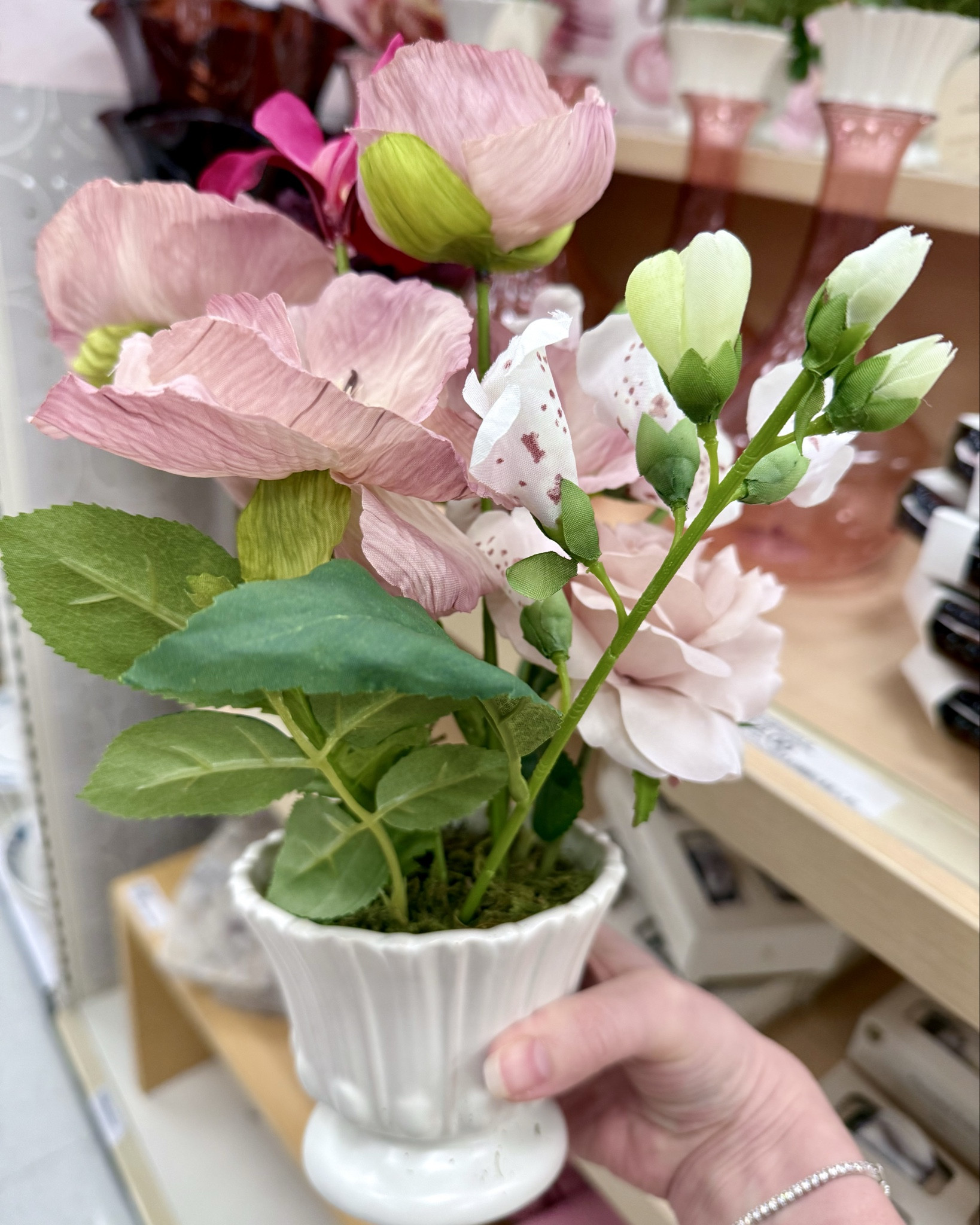 Beautiful Valentine’s Day arrangement from Target. It’s $20 and perfect for spring too. 

#LTKFindsUnder50 

#LTKSeasonal #LTKHome #LTKValentine
