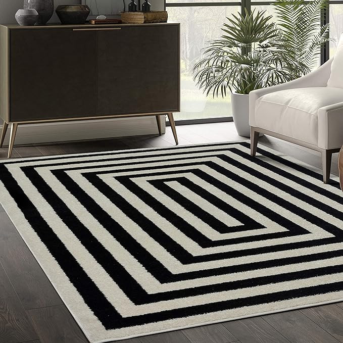 Contemporary Black & Ivory 4' x 6' Area Rug, Contrasting Geometric Modern Stripe Symmetrical Livi... | Amazon (US)