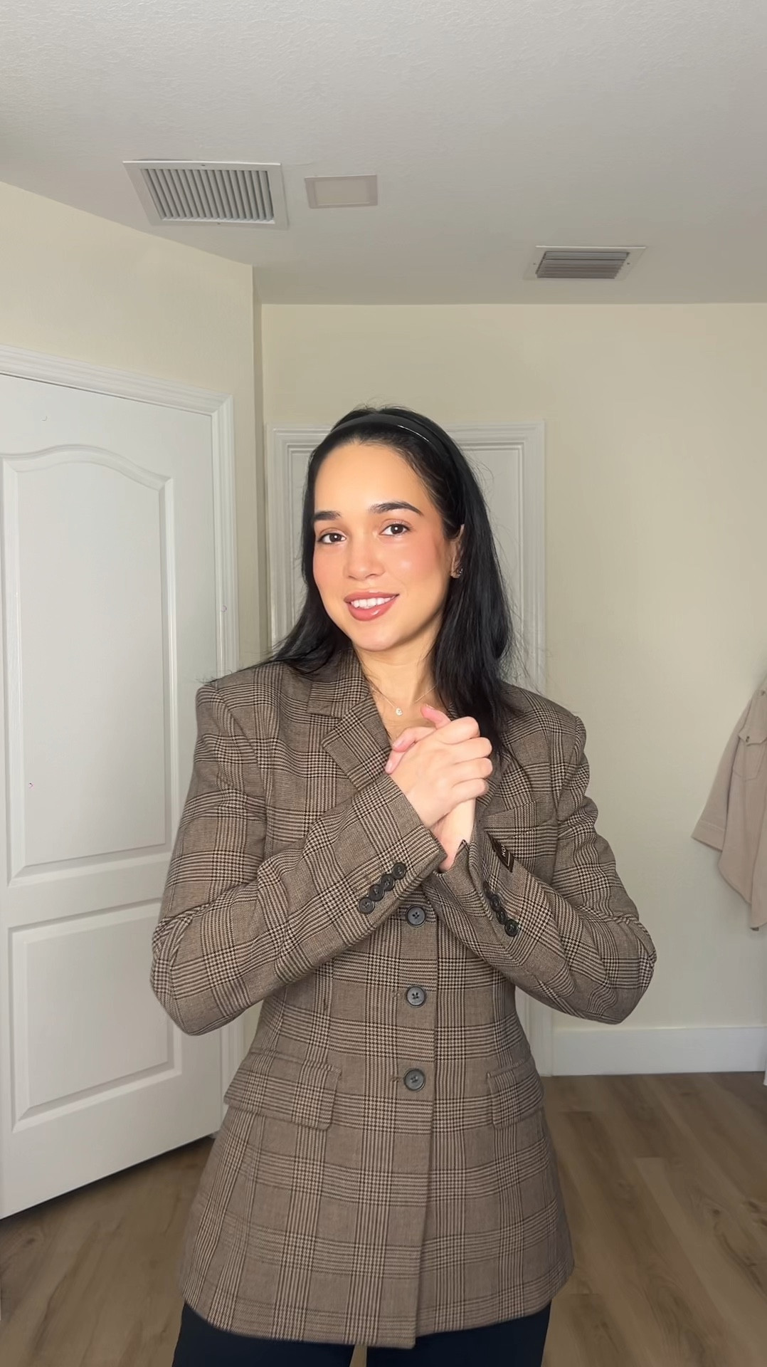 Aritzia style, minimal style, casual outfits, blazer, workwear, office outfit, corporate girl outfit, office ootd

#LTKStyleTip #LTKSaleAlert #LTKWorkwear