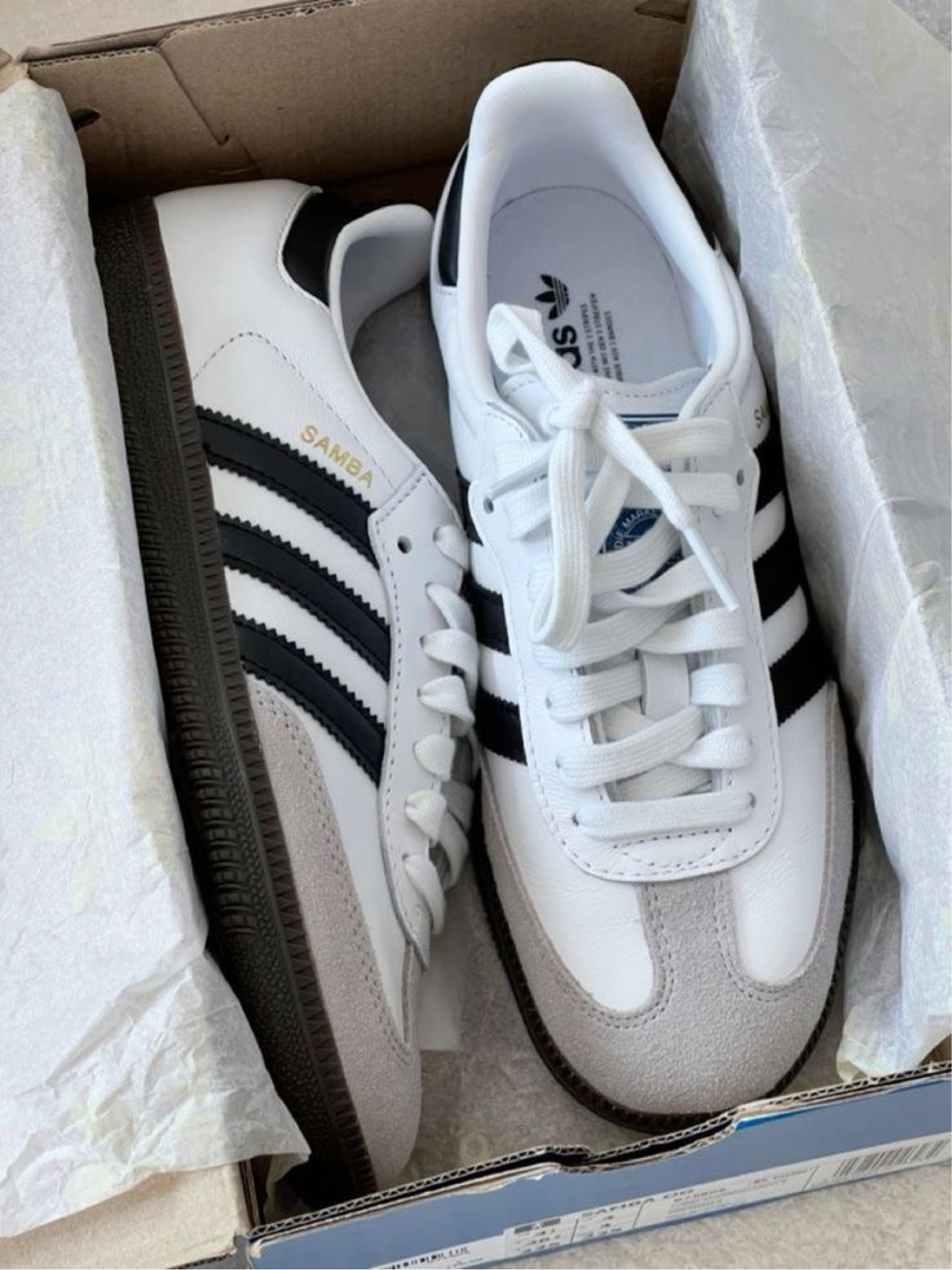 Step into classic style with the timeless Adidas Samba. Perfect for everyday wear, these iconic sneakers blend comfort and versatility, making them a must-have in any wardrobe. Whether you're hitting the streets or the gym, the Samba keeps you looking fresh and stylish.

#LTKShoeCrush #LTKBacktoSchool #LTKStyleTip