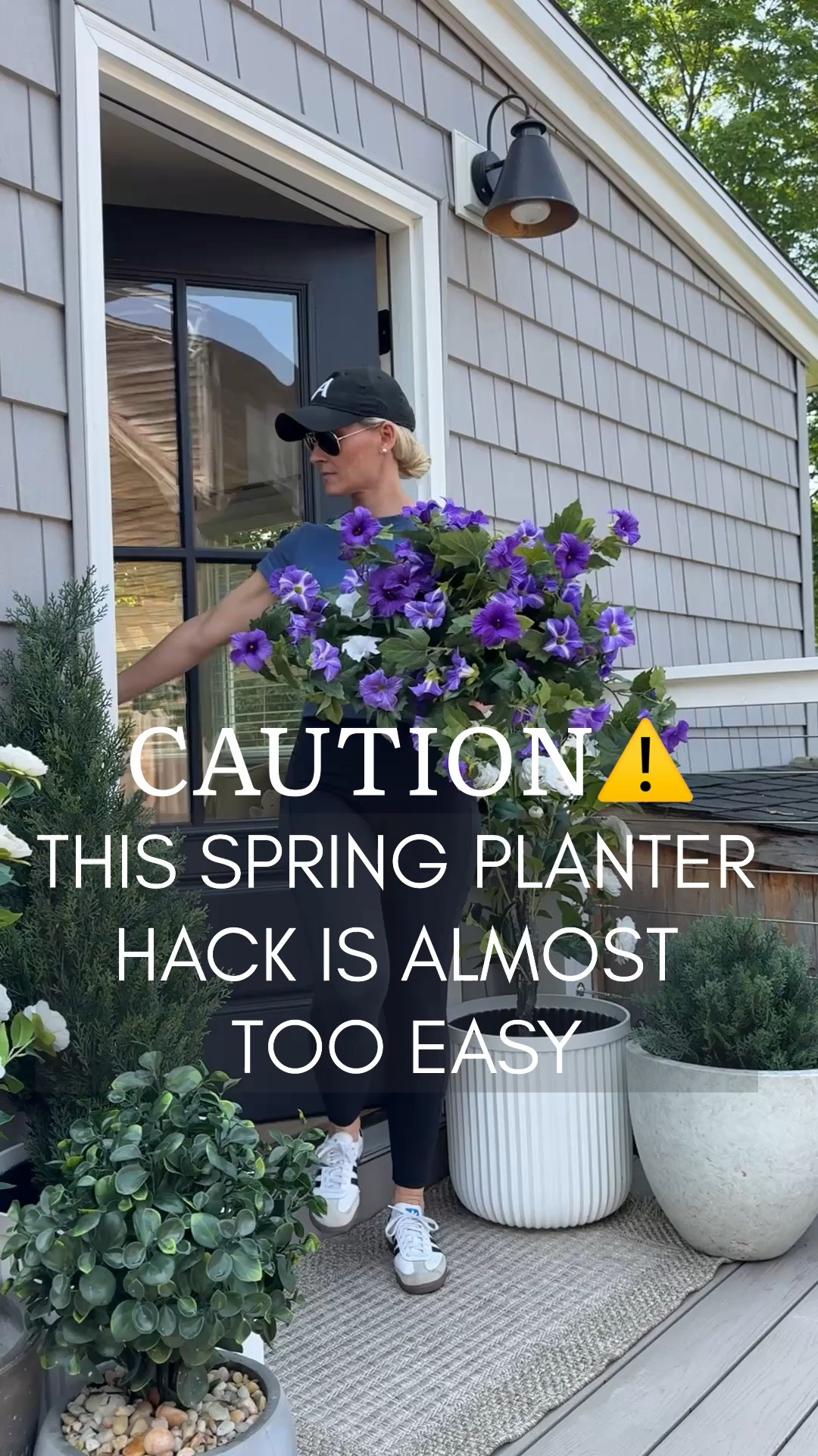 The best faux spring outdoor florals only $20-- 14 colors options to choose from!  

#LTKHome