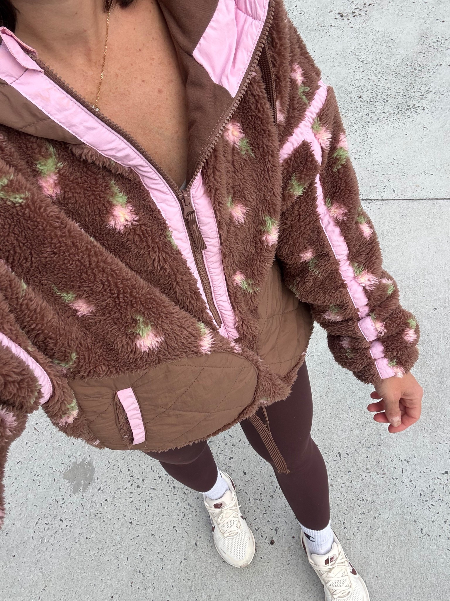 Mom life, fleece 

#LTKmomlife #LTKFindsUnder100 #LTKfitnessgoals